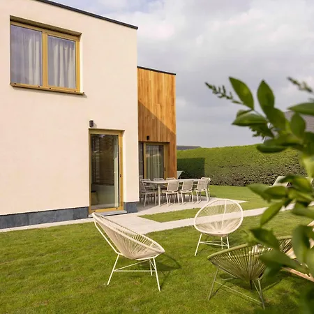 Holiday home Ellostays 53 Westende *